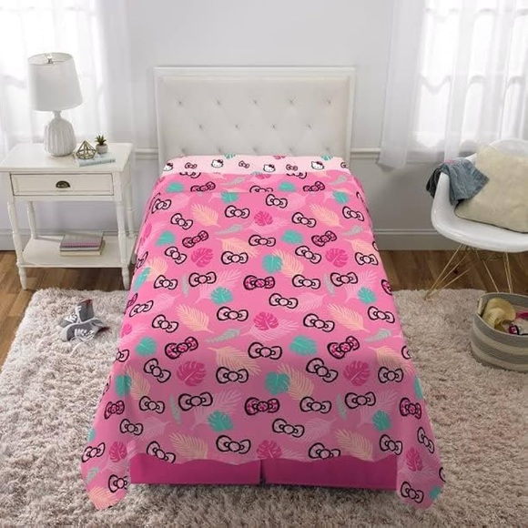Sanrio Hello Kitty 4 Piece Full Sheet Set - Picture 4 of 5